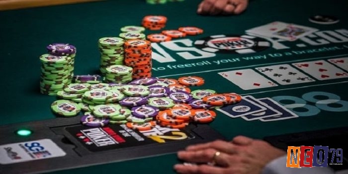 Thuật ngữ Poker về vị trí trong bàn Poker quy định thế nào?