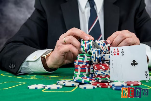 Sử dụng Check Raise trong Poker không chỉ mang lại lợi thế tài chính mà còn tạo ra sự bất ngờ và biến đổi trong lối chơi
